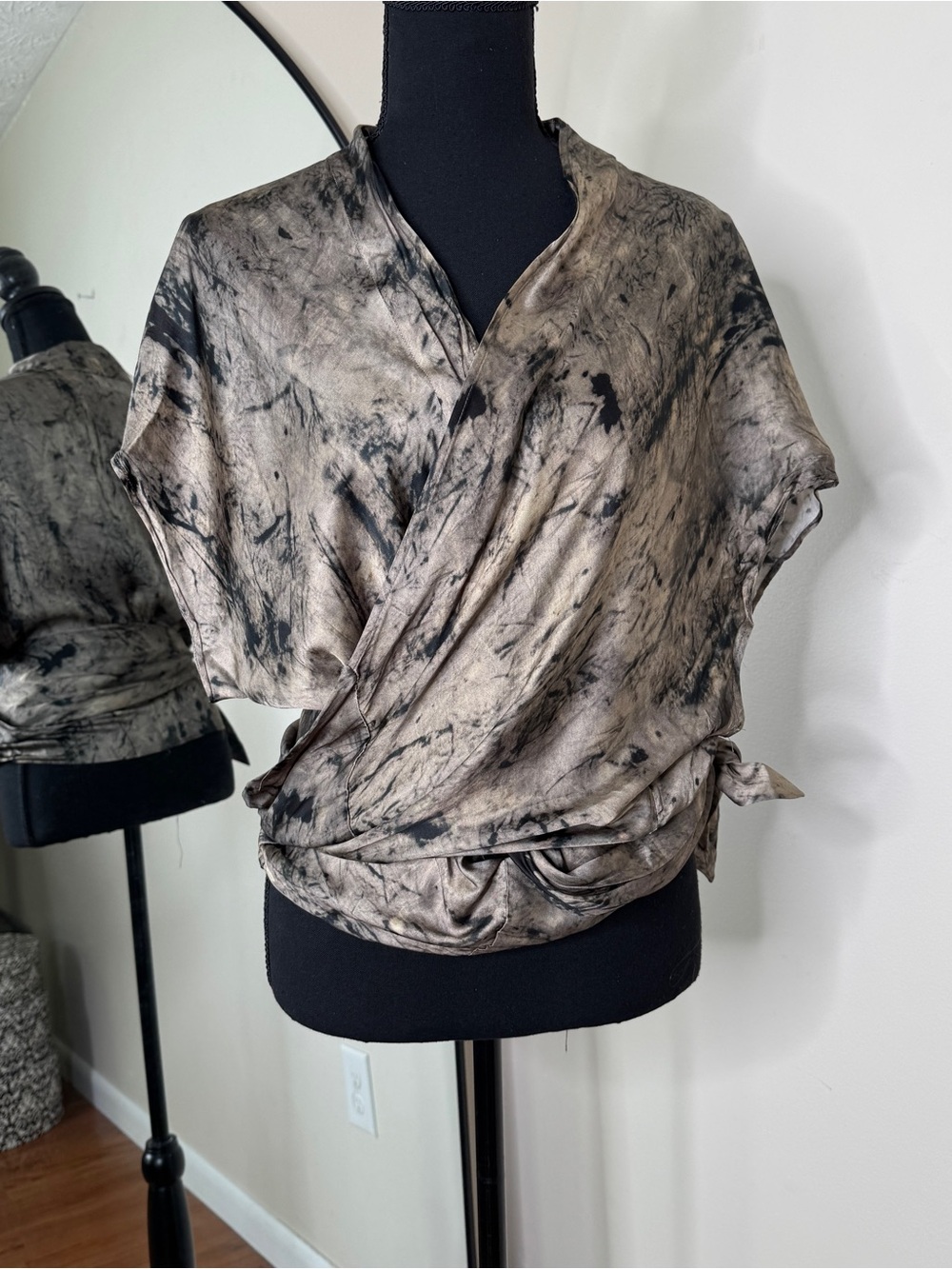 Zara V-Neck Short Sleeve Self-Tie Multiposition Wrap Top Gold Bronze NEW Size S